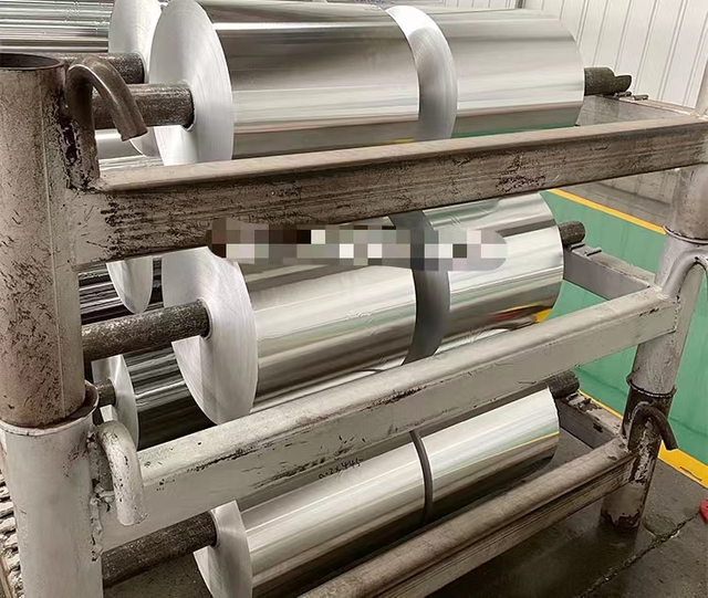 Ulanmak &uuml;&ccedil;in al&yacute;umin folga