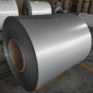 Minimalistinen asuinrakennusten ulkoverhous 3105-alumiiniseoksella (0,5&nbsp;mm/1250&nbsp;mm mattapinta)