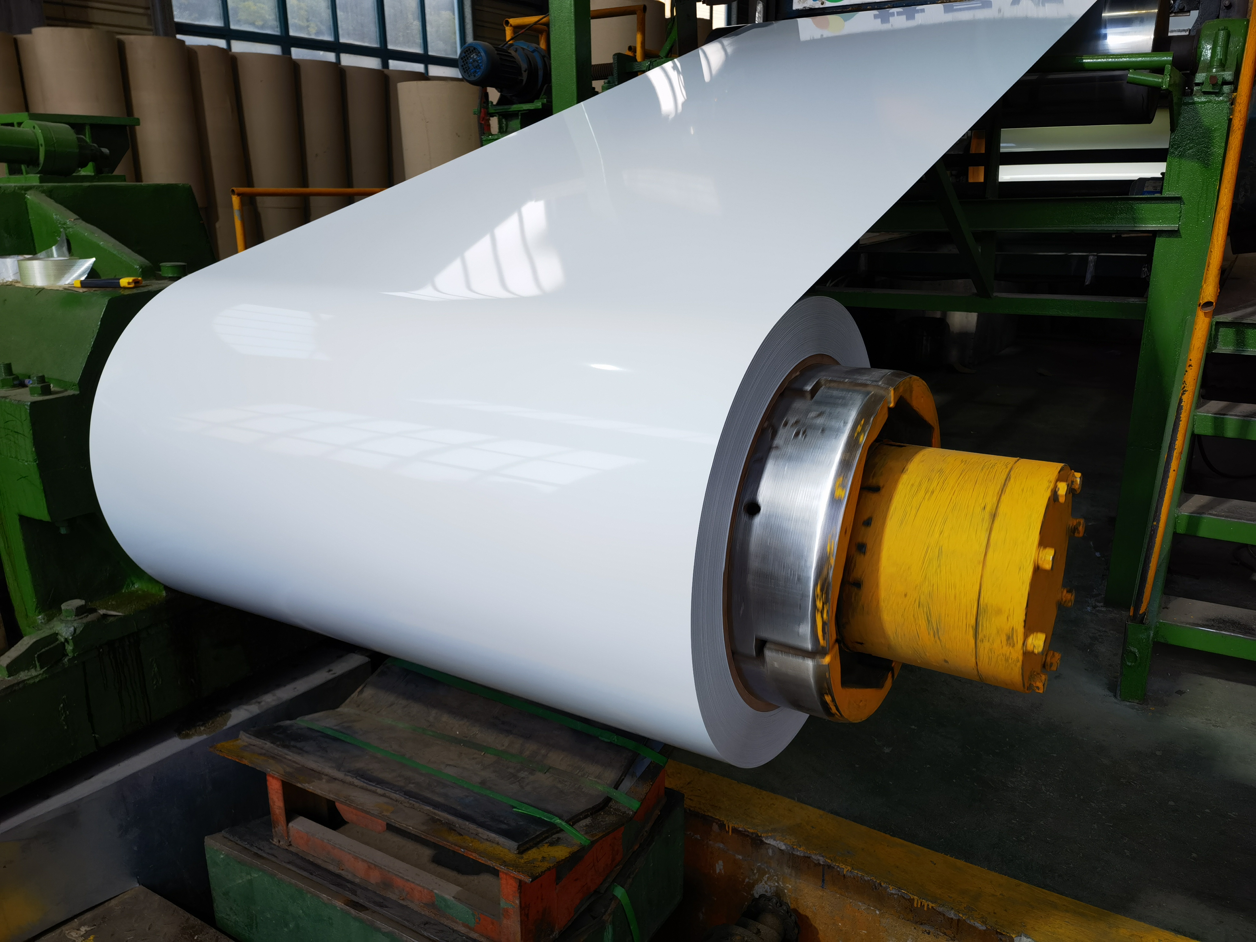 Aluminiumspull Hiersteller fir Plafong a Suspend&eacute;iert