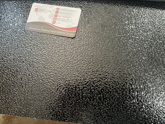 Folie de aluminiu de &icirc;naltă calitate cu grosime de 0,03 mm-0,12 mm pentru laminarea cu spumă PU